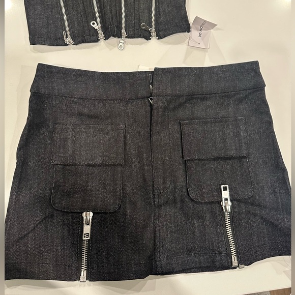 With Jean Mirabel set - Picture 2 of 10